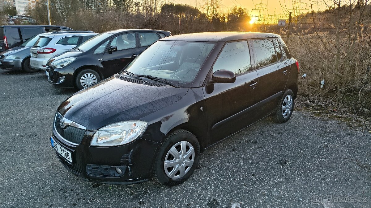 Škoda Fabia II černá 2009 - 4