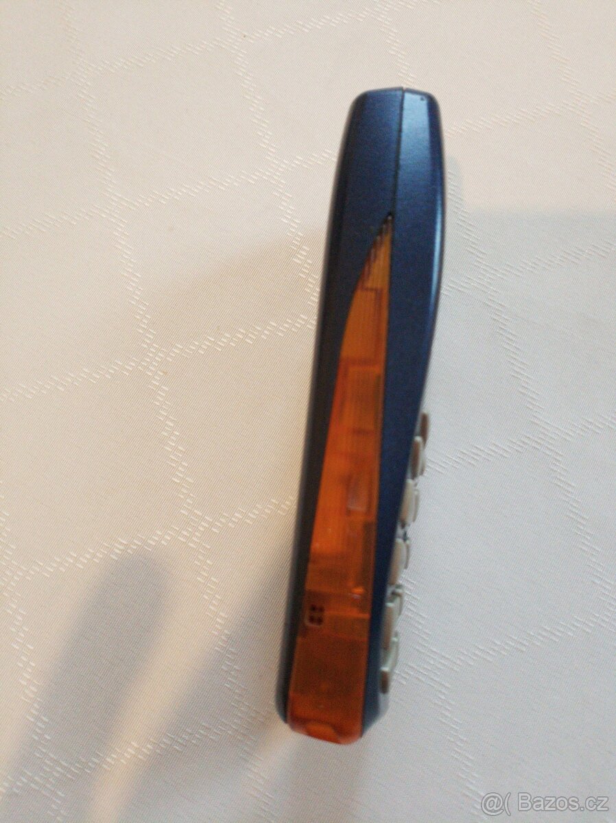 Nokia 3510i v originální krabici a s příslušenstvím - 4