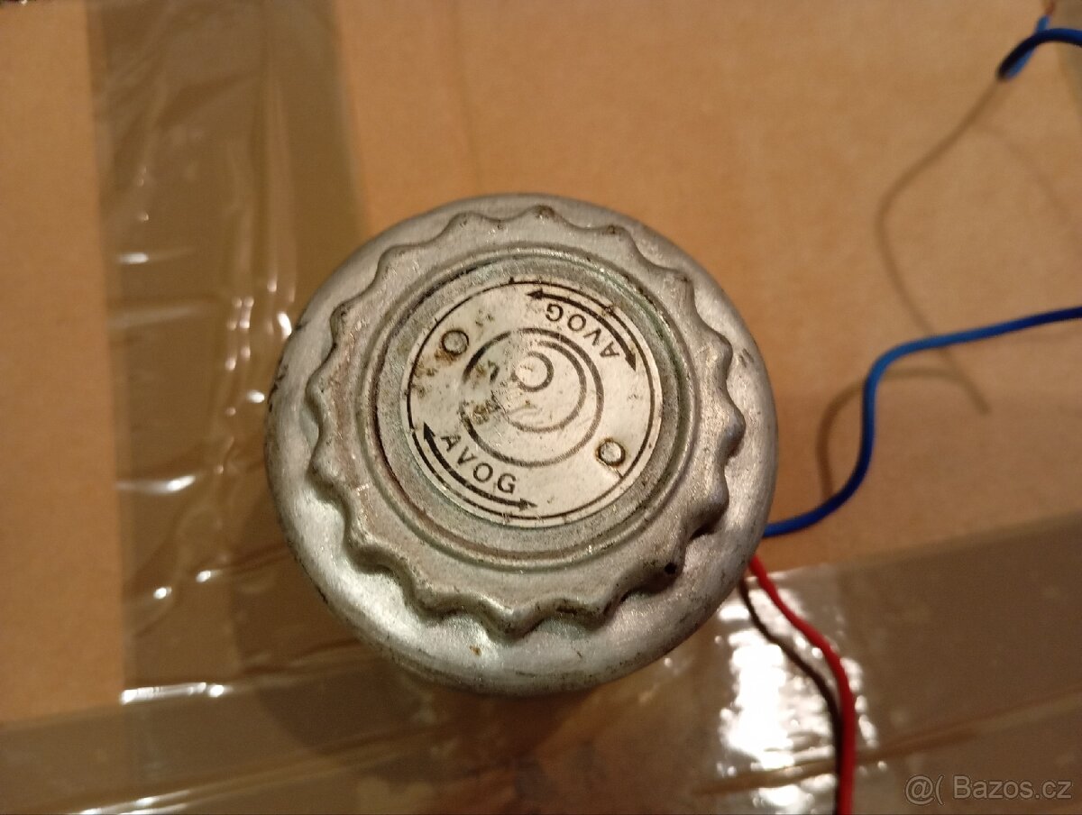 Motorky stěračů Avog - 4