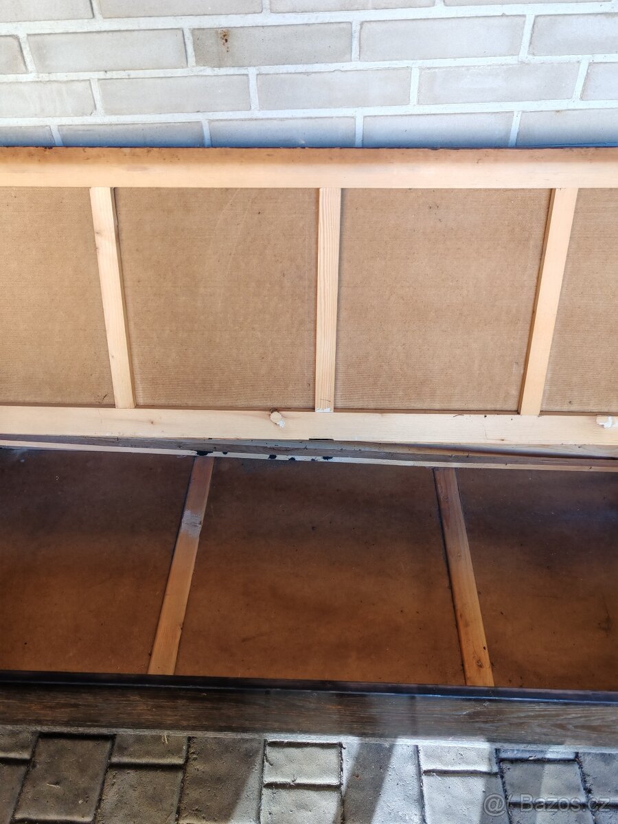 Červený retro gauč - 4