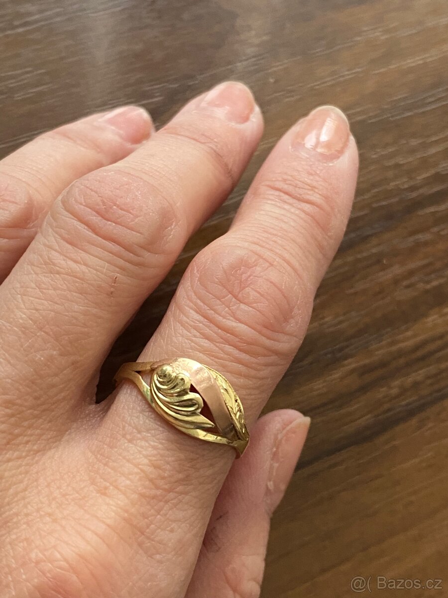 Zlatý prstýnek - 4