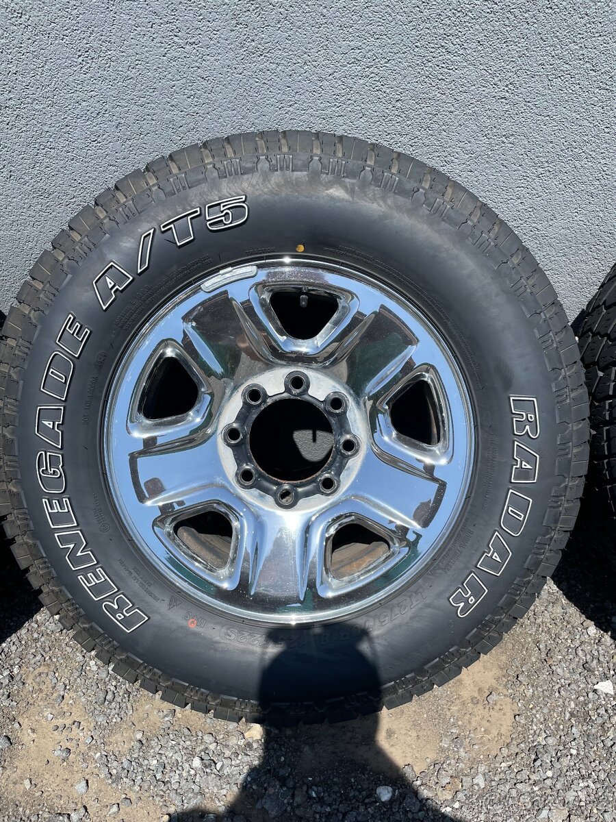 Original kola R18 Dodge RAM 2500
