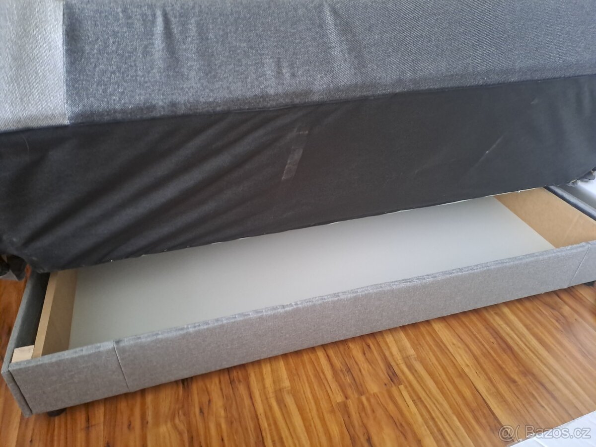 Rozkládací gauč s úložným prostorem - 4