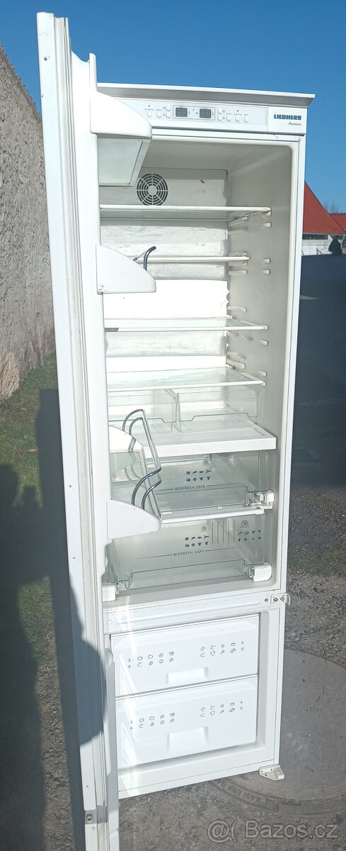 VESTAVNÁ CHLADNIČKA S MRAZNIČKOU LIEBHERR - 178cm - A+ - 4
