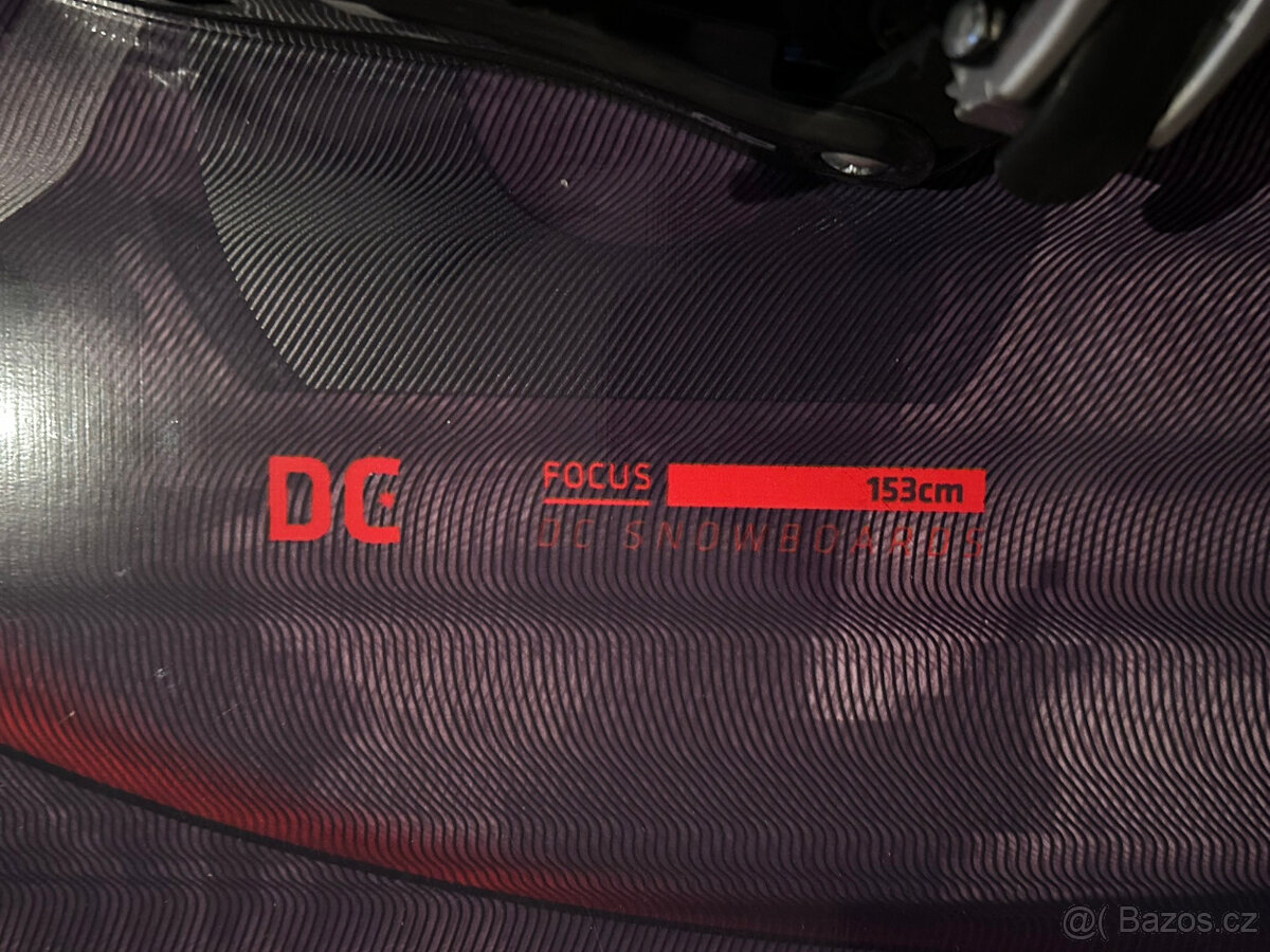 Prodám Snowboard zn. DC 153 cm - 4