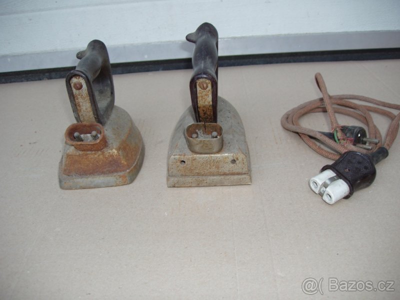 Žehlička, 2 kusy, 1 přívodní šňůra, 6 x foto - 4