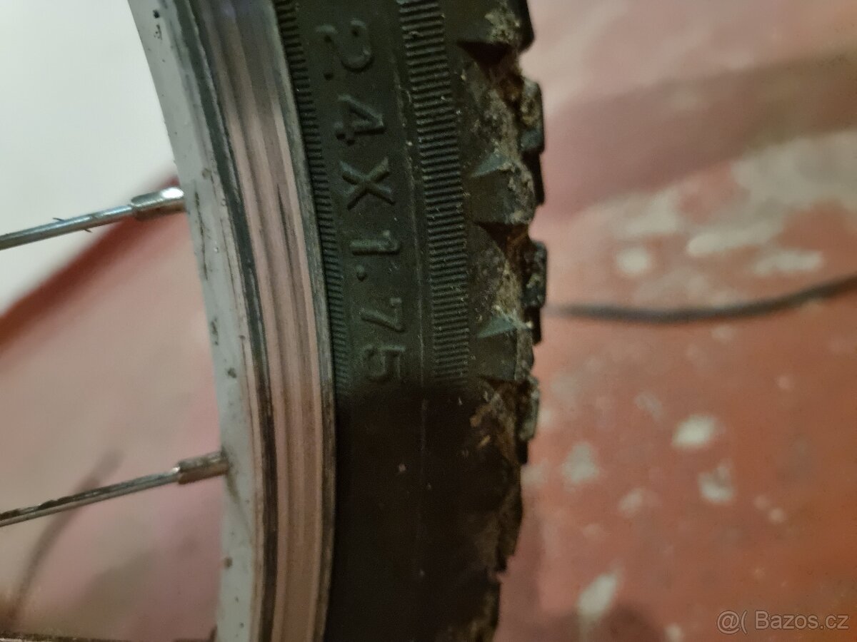 Dětské horské kolo Author Matrix 24 - super stav - 4