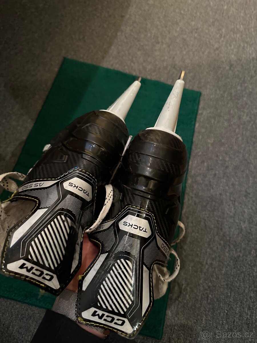 Lední brusle ccm vel 38.5 - 4