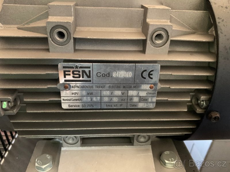 Profesionální pístový kompresor - 4