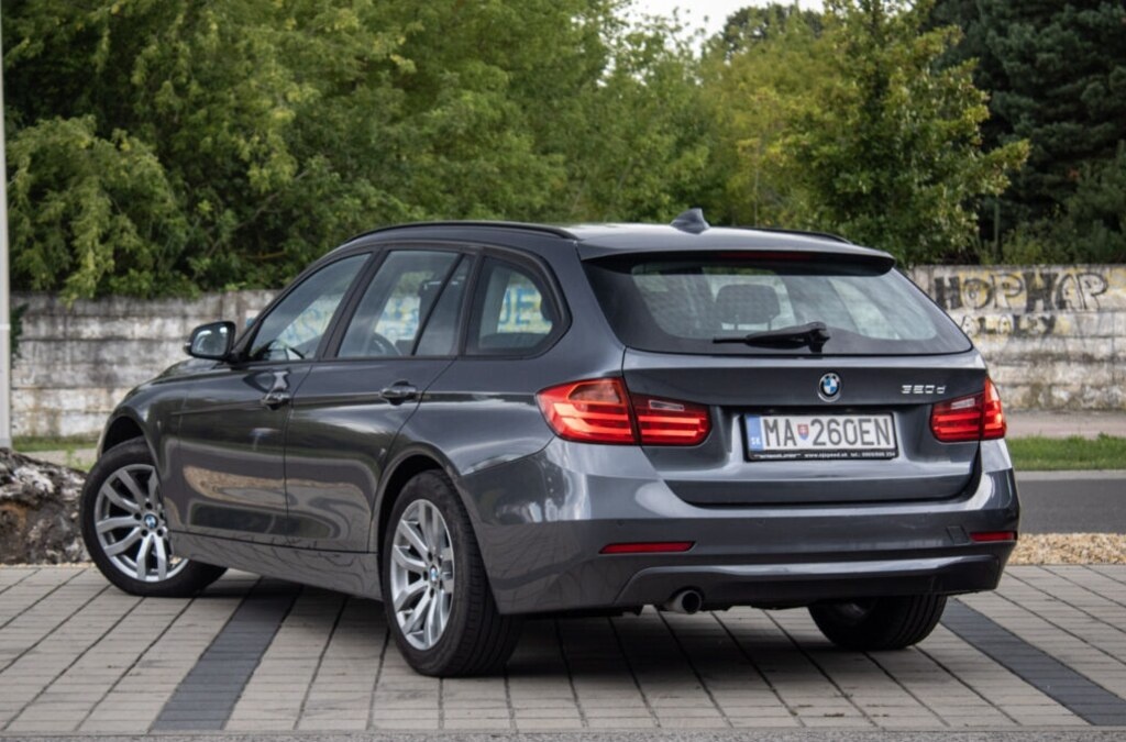 BMW rad 3 Touring 320d AT/8 - 4