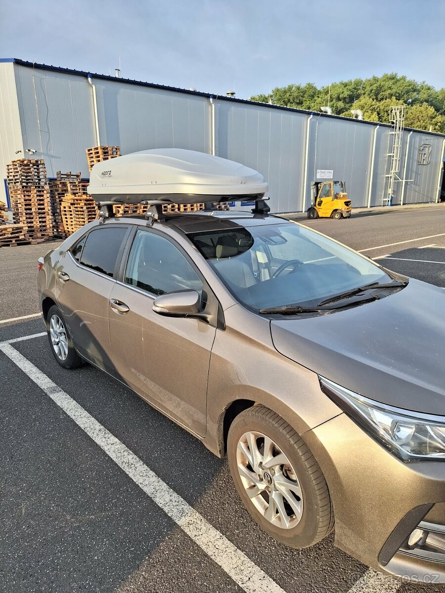 thule wingbar na Corollu - 4