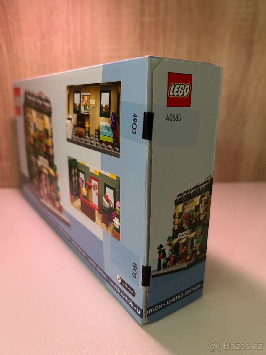 LEGO Icons Flower Shop - 4