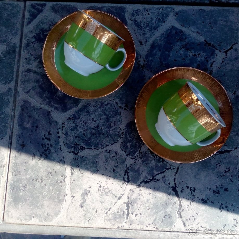 Staré starožitné kousky,STŮL,STARÁ ŽIDLE - 4