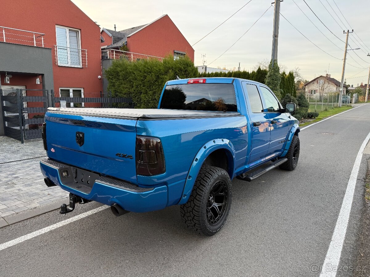 DODGE RAM CLASSIC HEMI OFFROAD PAKET