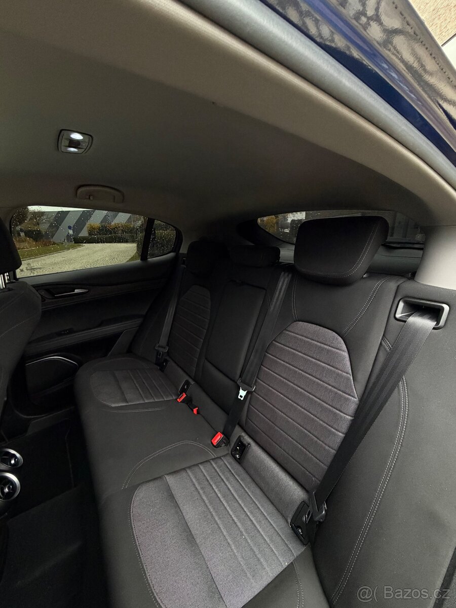 Alfa Romeo Stelvio 2019 - 4