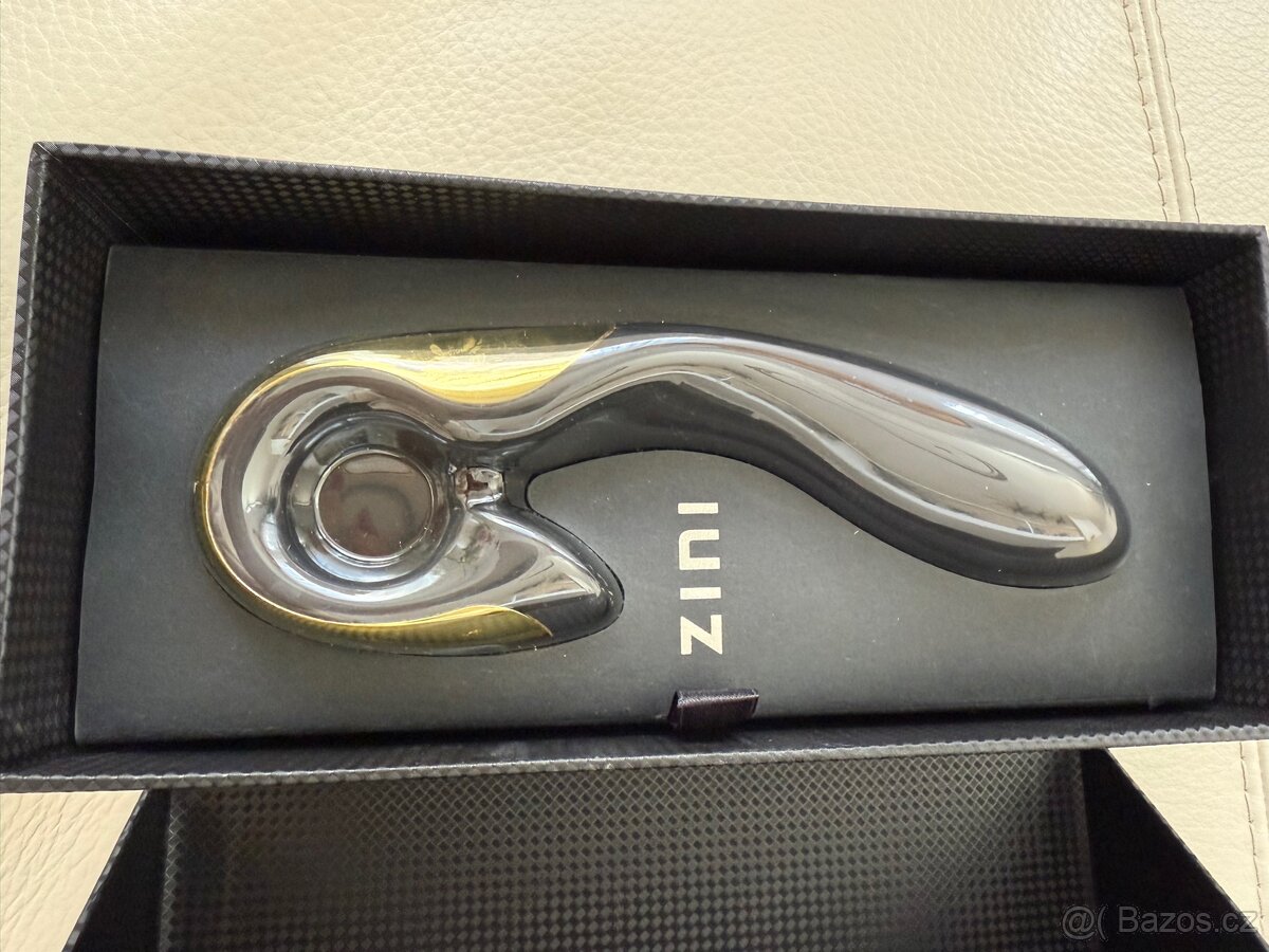 Zcela nový luxusní vibrátor ZINI - 4