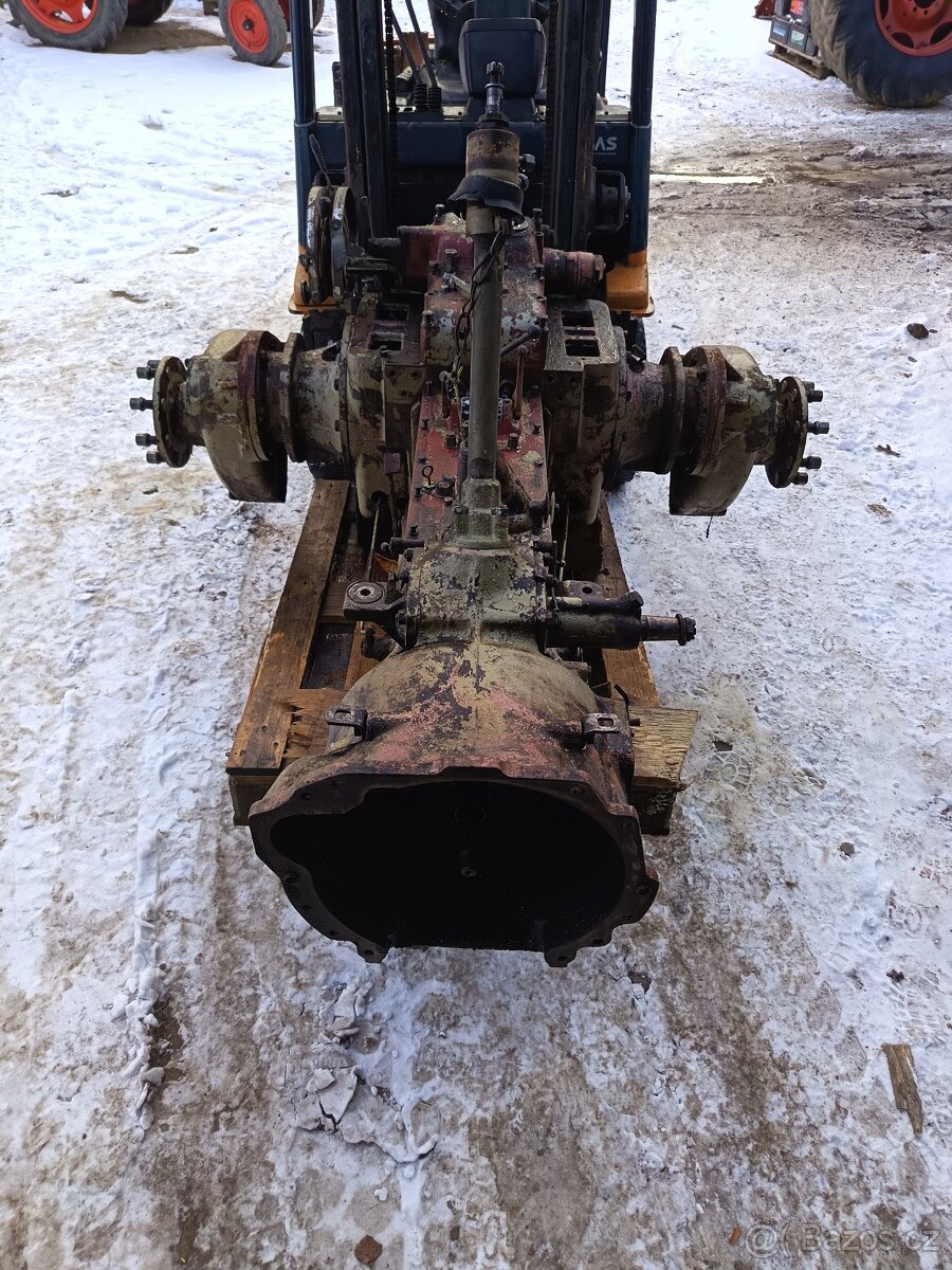 Podvozek Zetor 6718 - 4