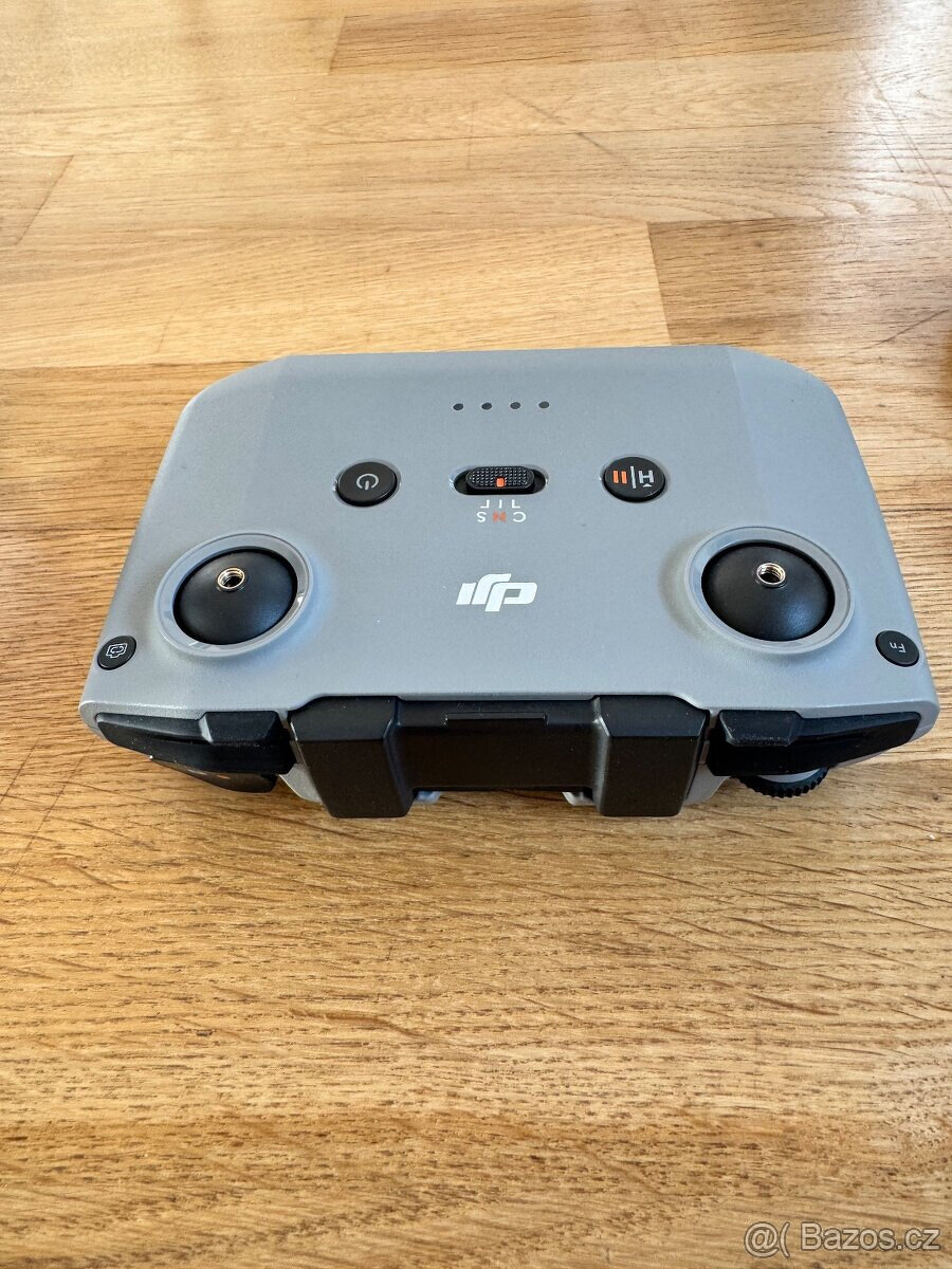 Prodám dron DJI Neo Combo - 4