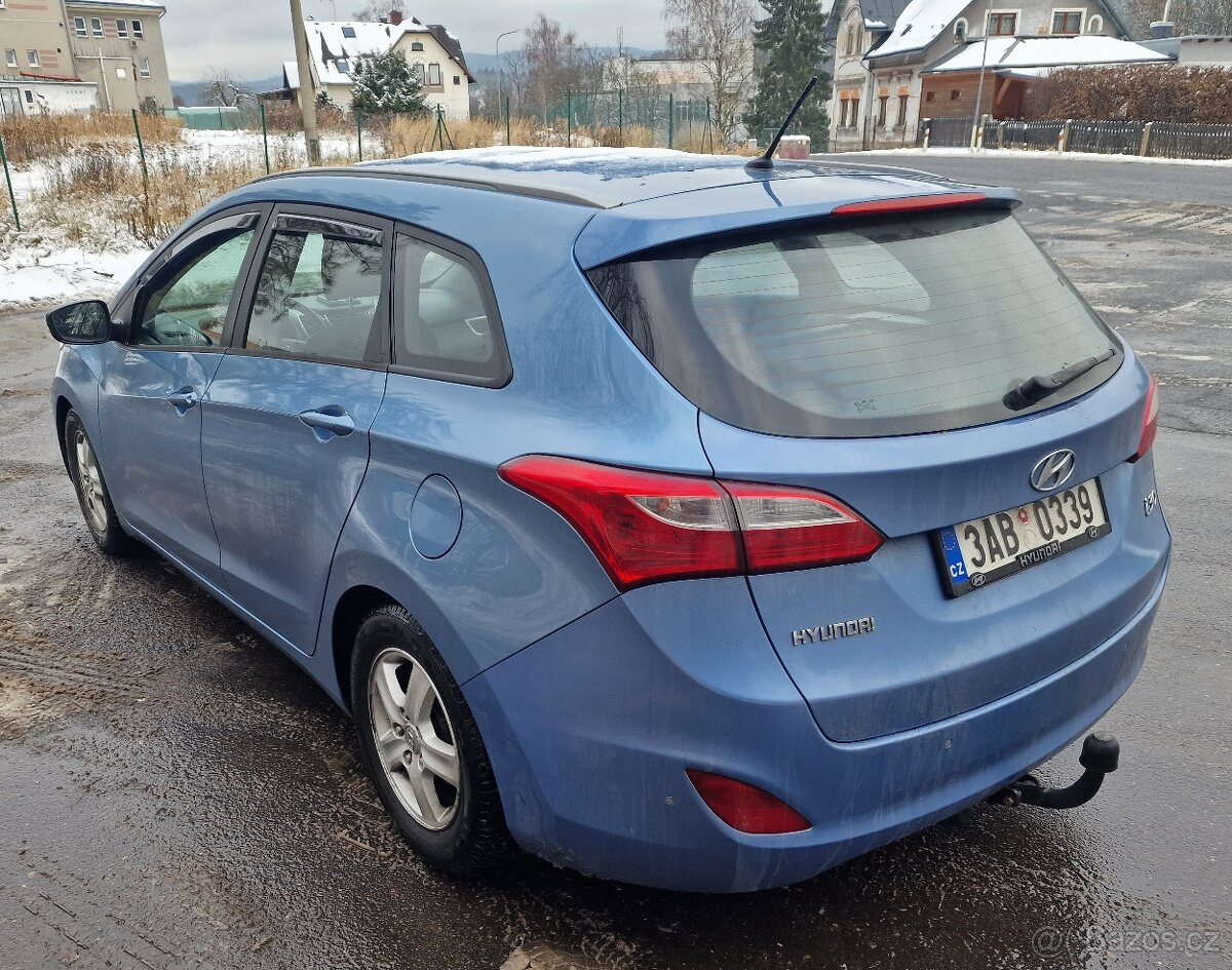 Hyundai i30, 1,6crdi 81kw - 4