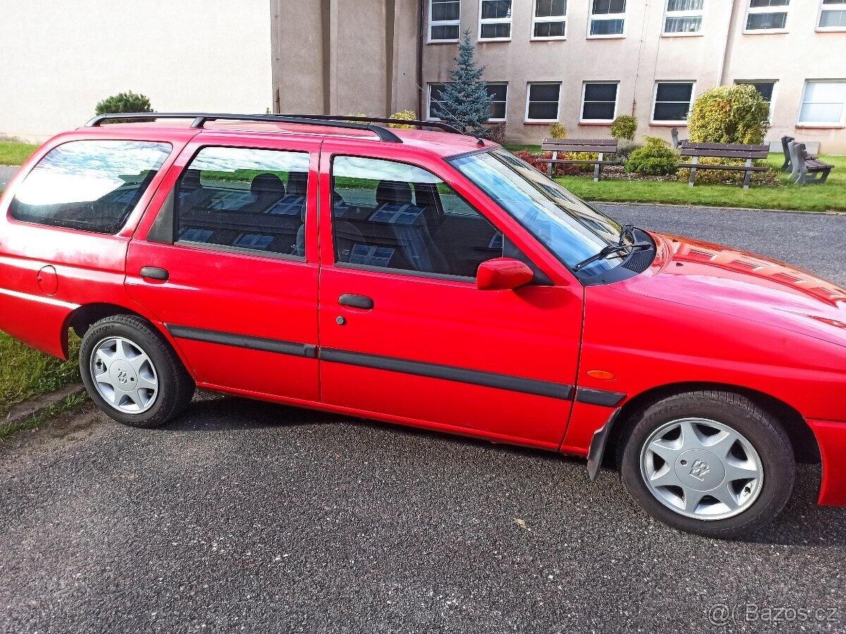 Ford Escort 1.6 Zetec - 4