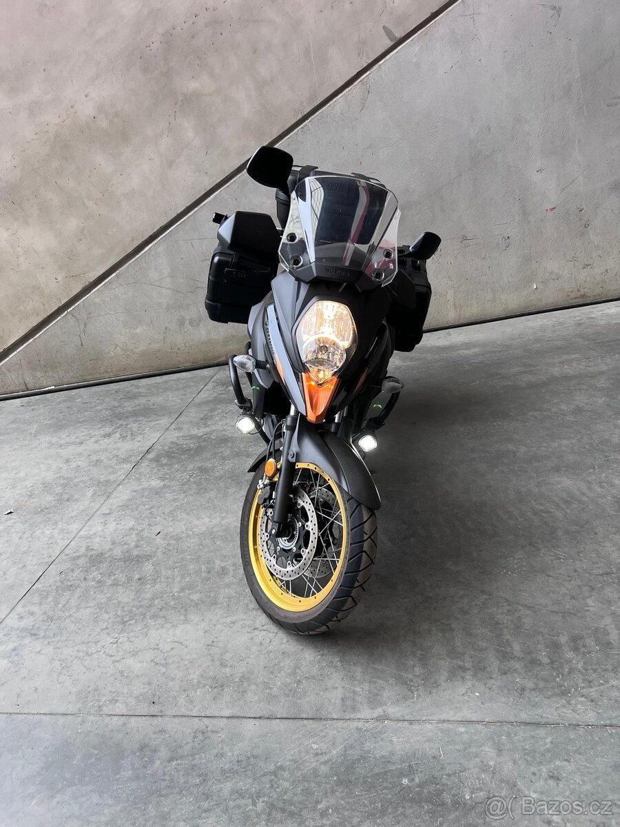 Suzuki VStrom 650 - 4