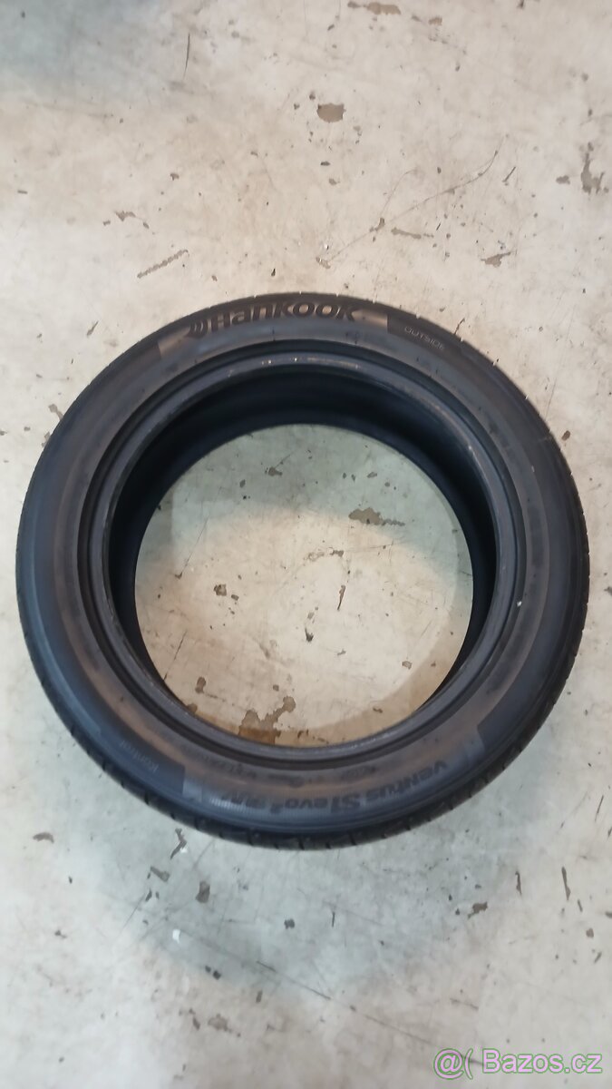 235/50.R19 hankook - 4