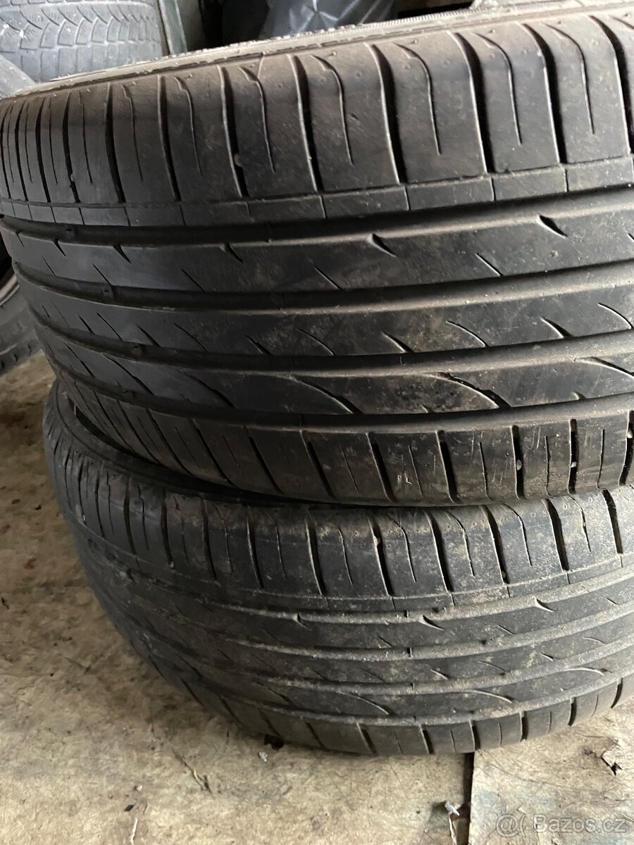 205/55R16 - 4