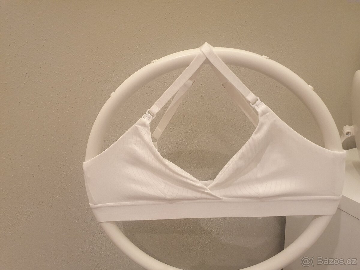 Kojící podprsenka - 4