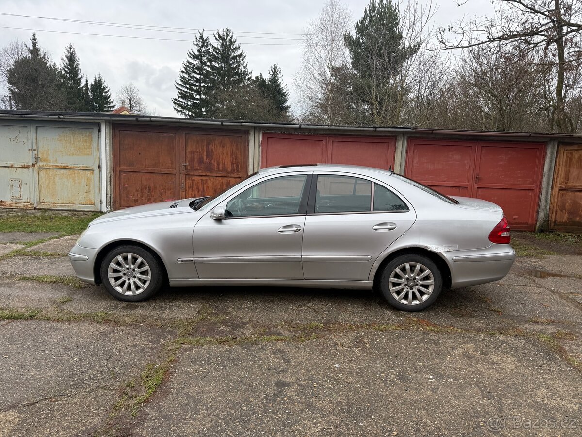 Mercedes Benz W211 270CDi - 4