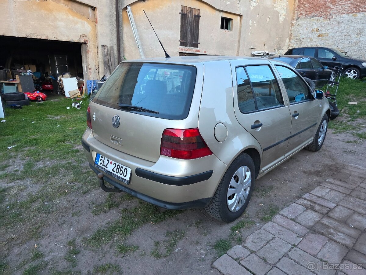 Prodám golf 4 1.6i 77kw - 4