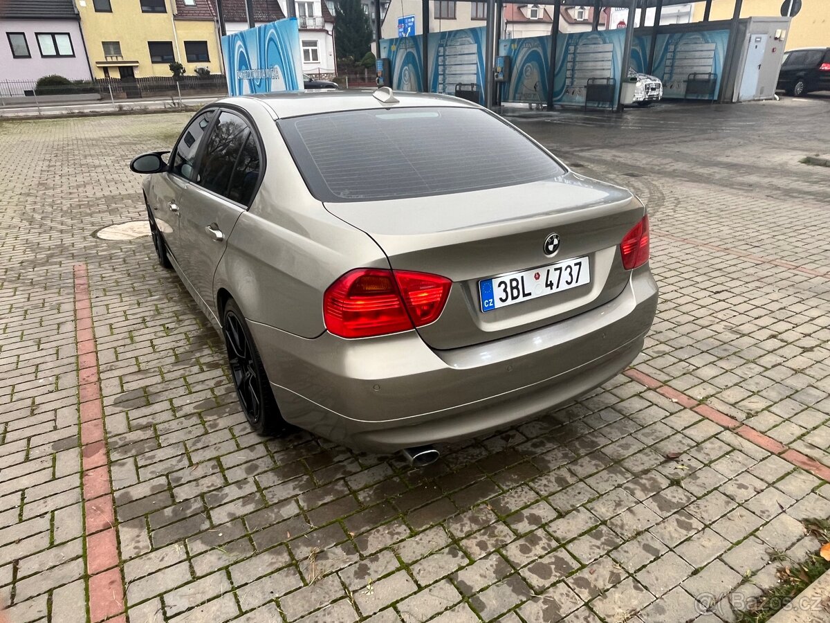 BMW 3 e90 320d 120 kw - 4