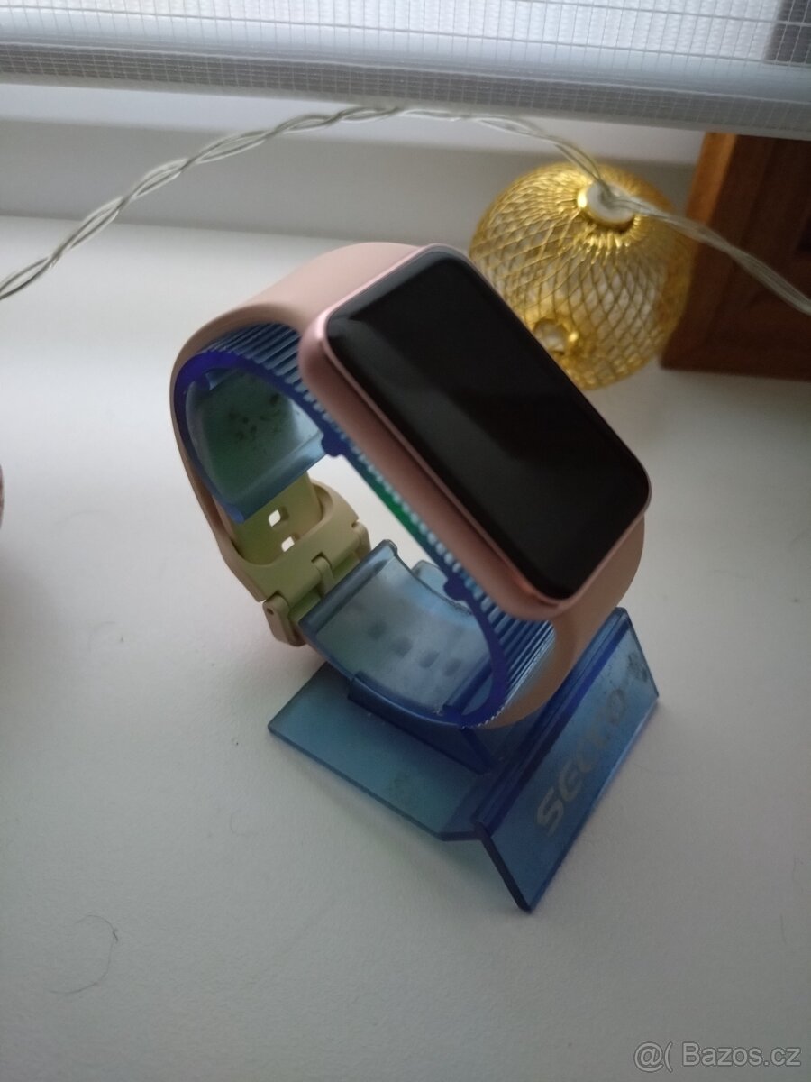 Nový fitness náramek Samsung Galaxy Fit 3 - 4