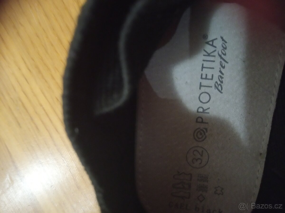 Prodáme Protetická Barefoot černé tenisky - 4