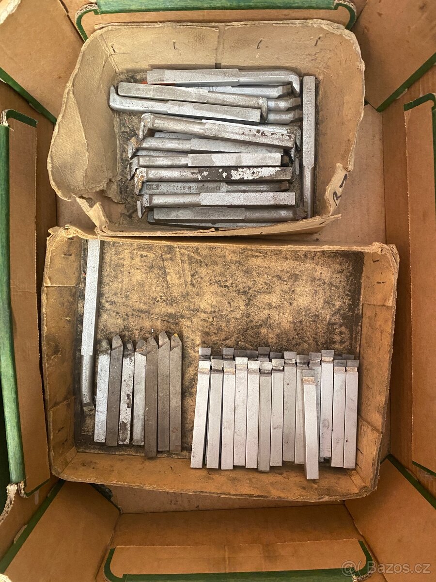 Soustružnické nože KOVANÉ 10x10, 12x12 HSS - 4