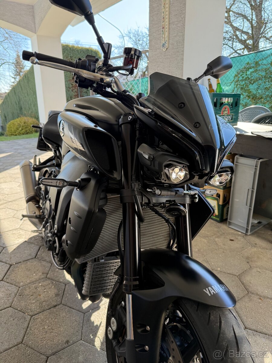 Yamaha mt-10 - 4