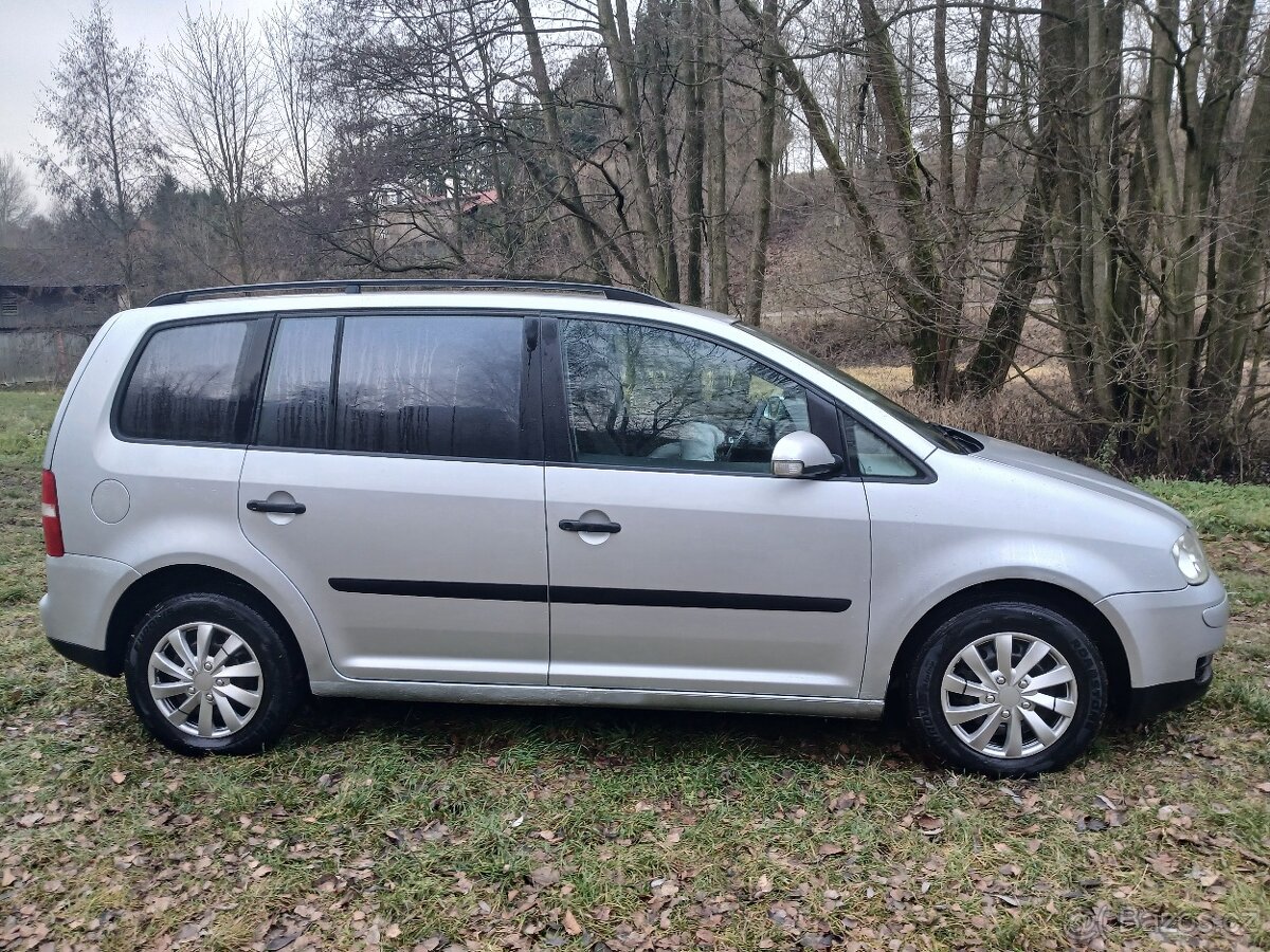 Vw touran 1.6mpi 75kw benzín - 4