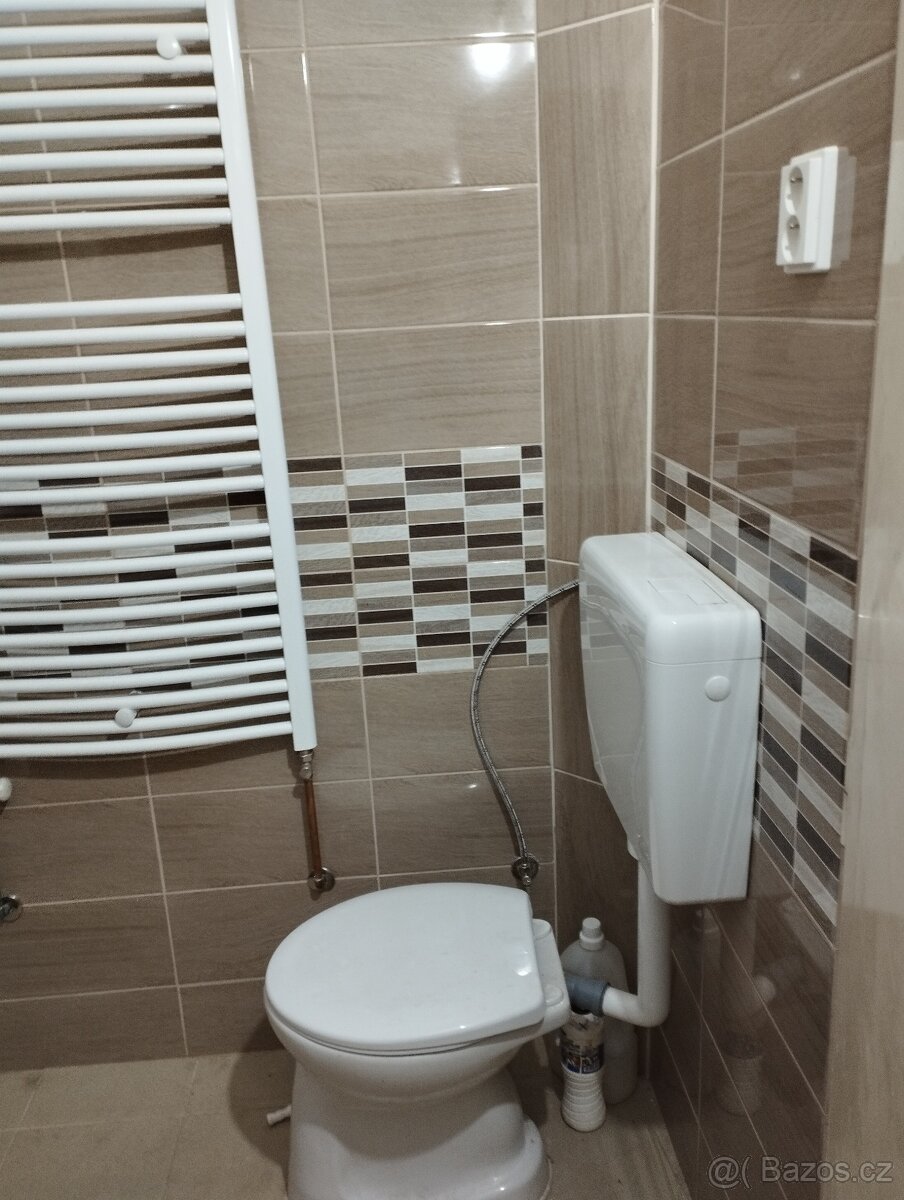 Pronájem bytu 2+kk - 4