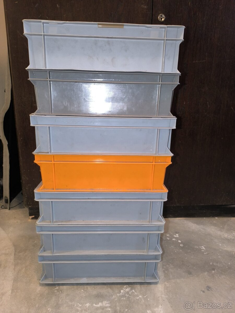 stohovatelné přepravky - 4