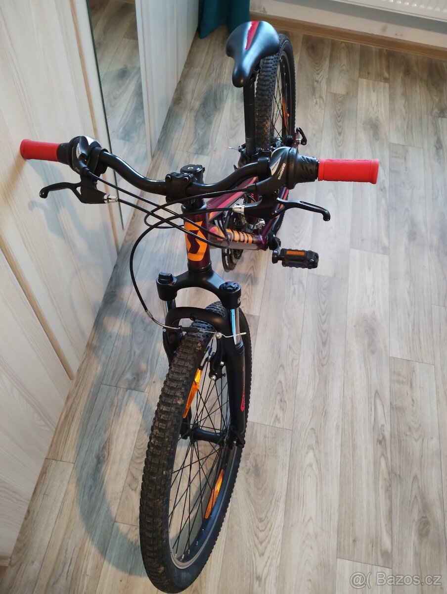 Dívčí kolo Scott 24 - 4