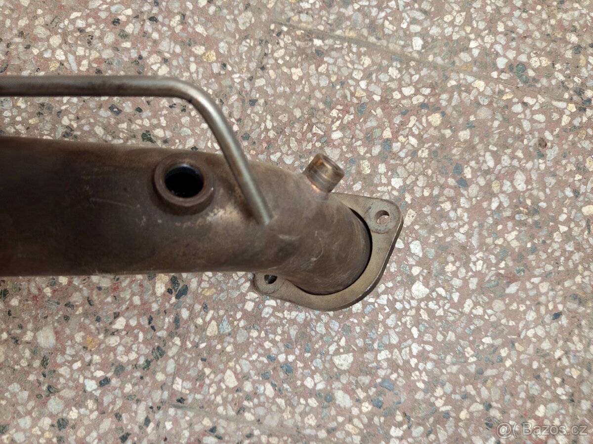 BMW E90 downpipe - 4