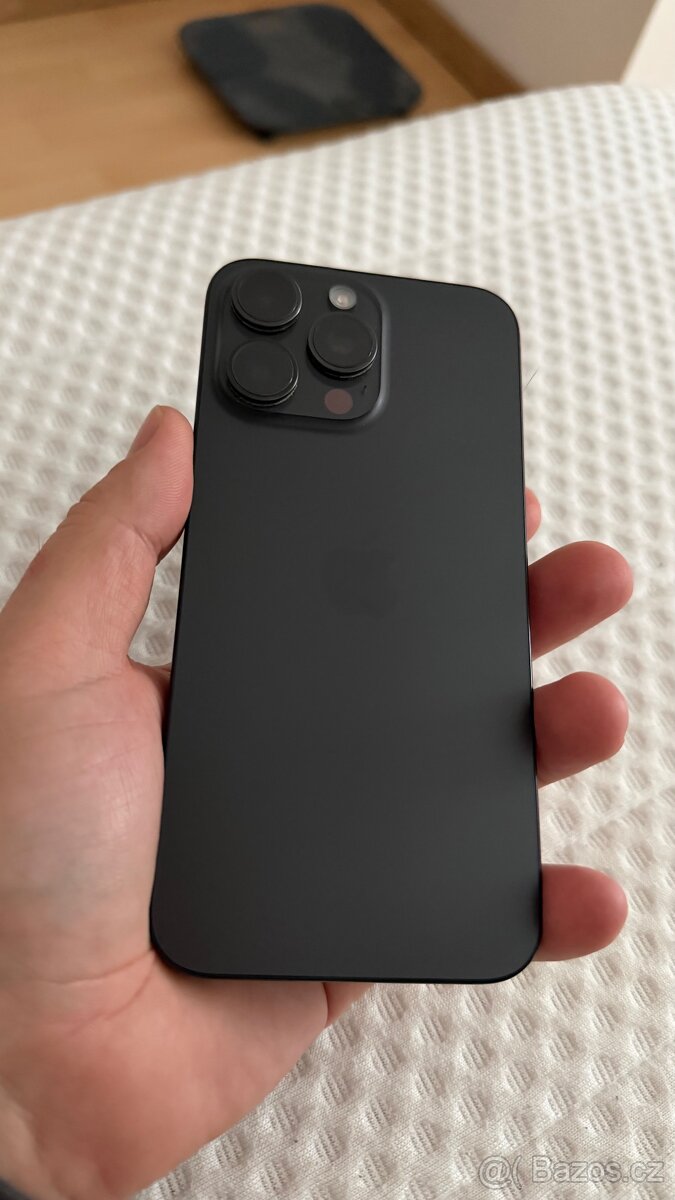 iPhone 15 Pro Max 512GB - 4