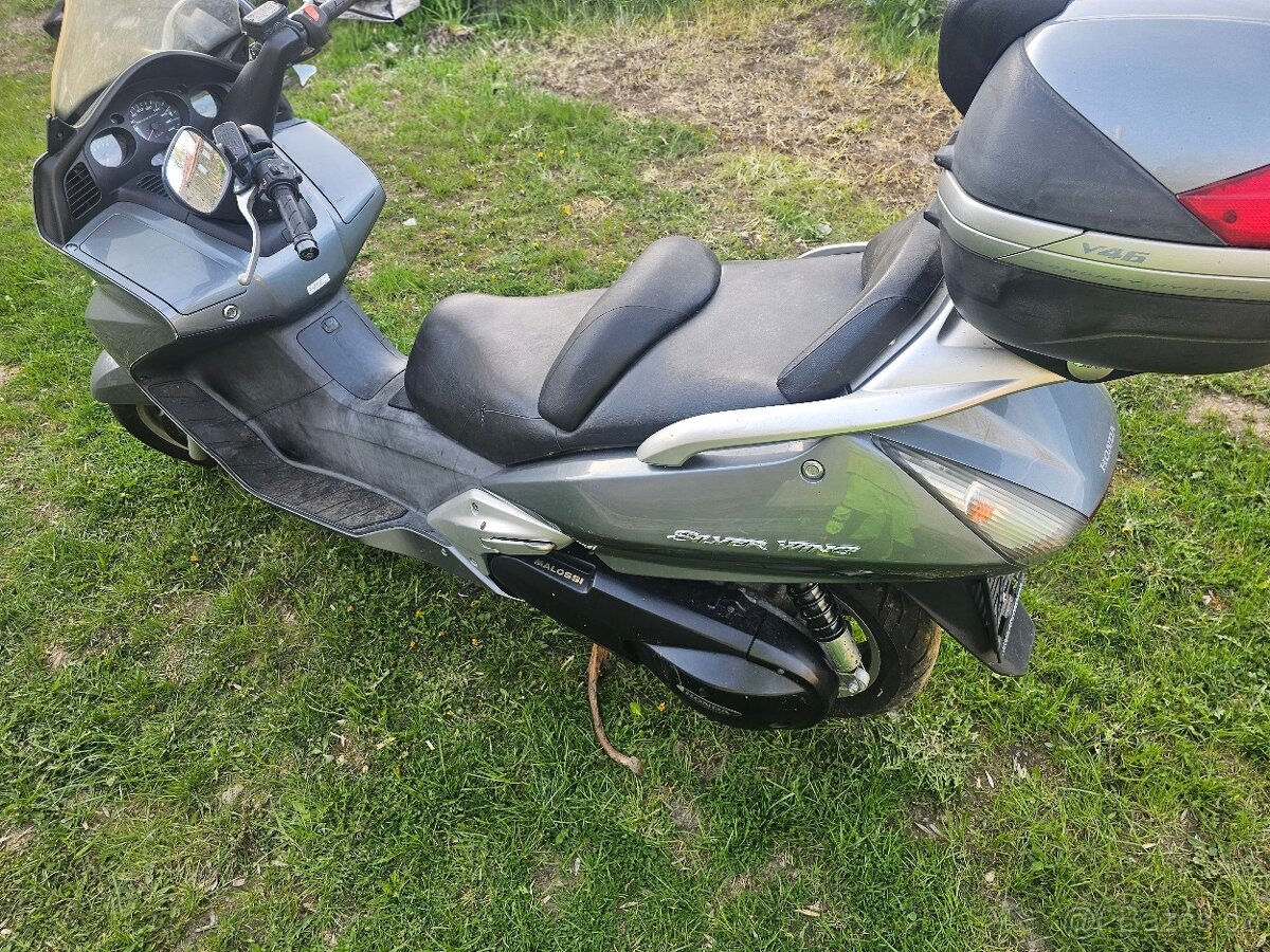 Honda Silverwing 600 - 4