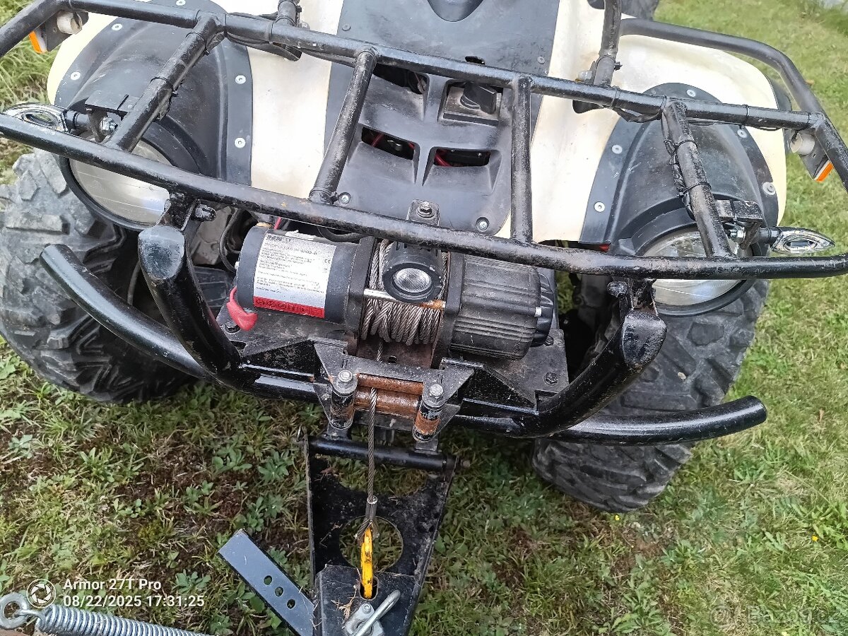 Linhai 300 4x4 tornádo