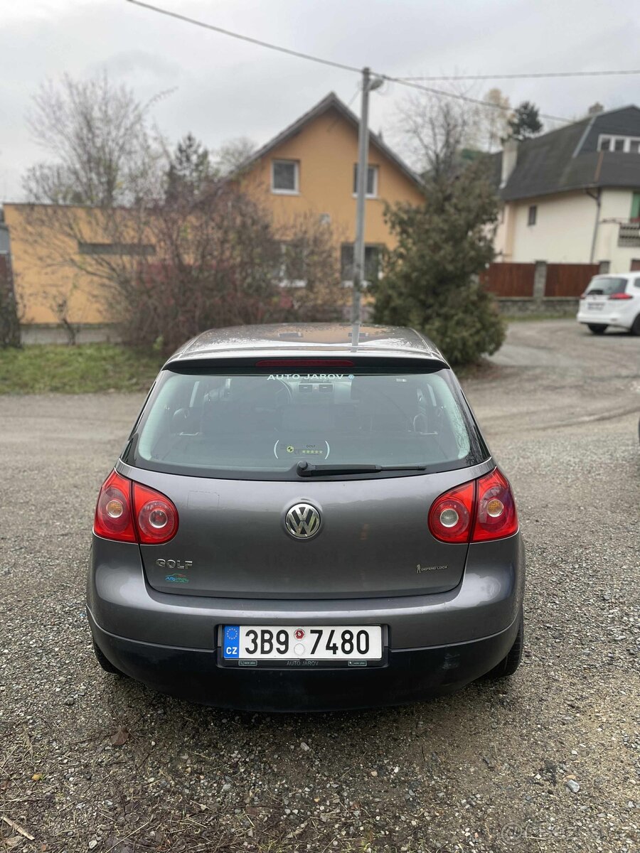 Golf 5 - 4