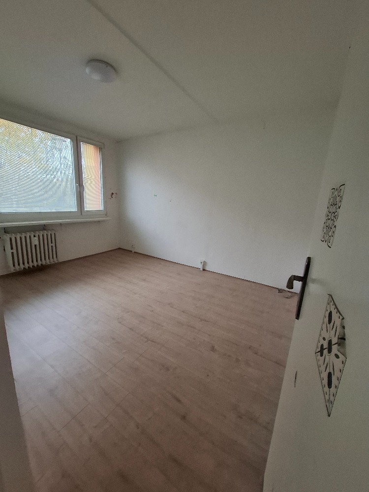 Pronajmu byt v Mostě, ul. Klicperova - 4