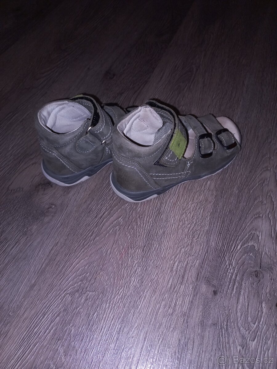 Sandále Essi vel. 27 - 4