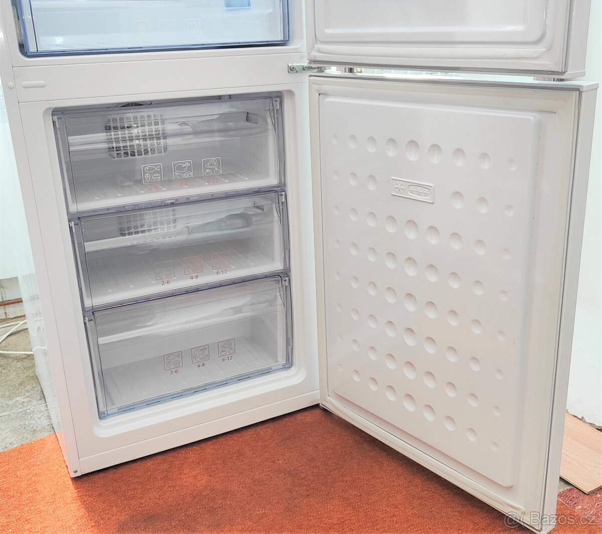 Lednice s mrazákem BEKO CN237231 K60365NE Na díly - 4