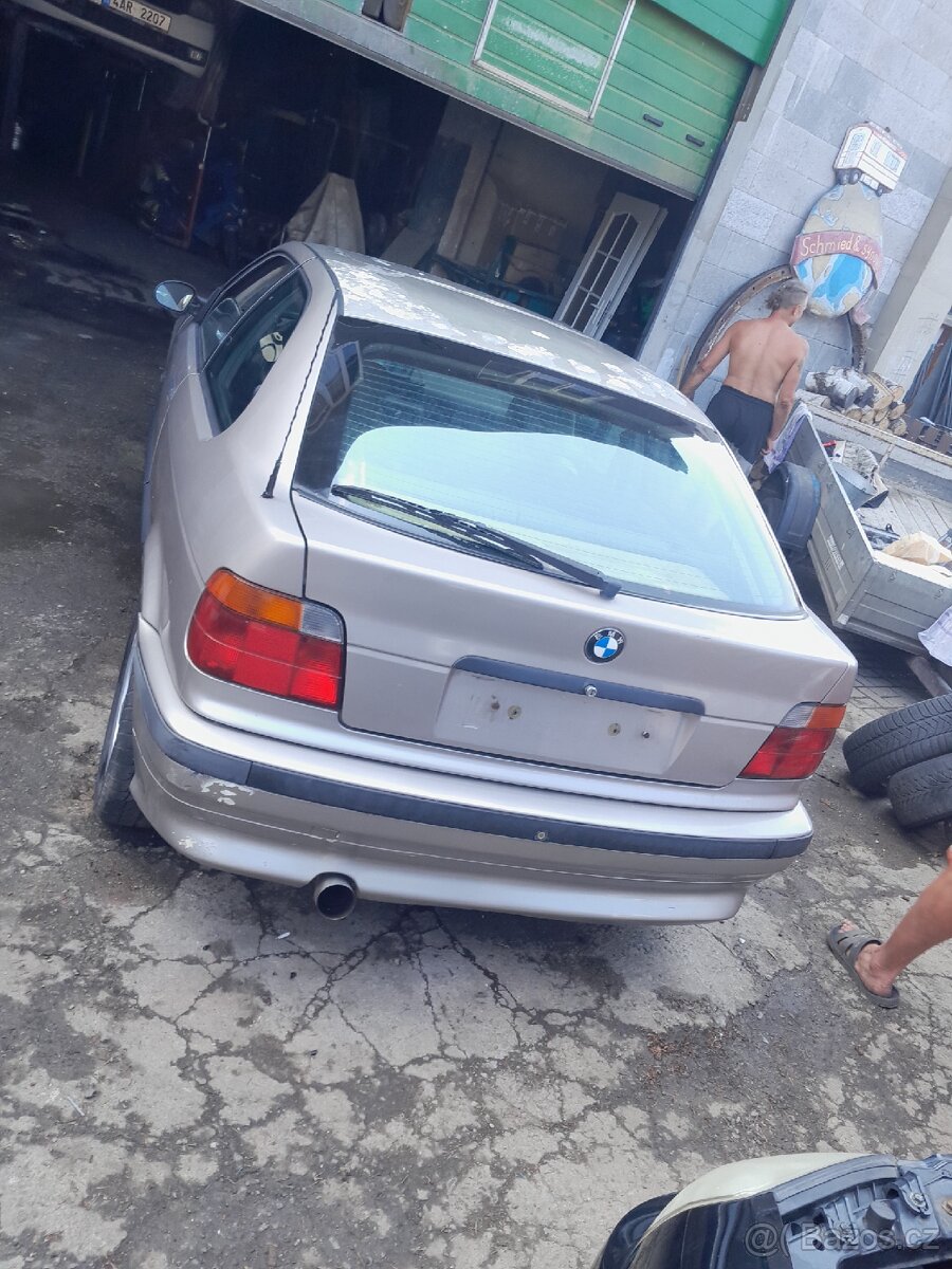 Bmw e36 316 - 4