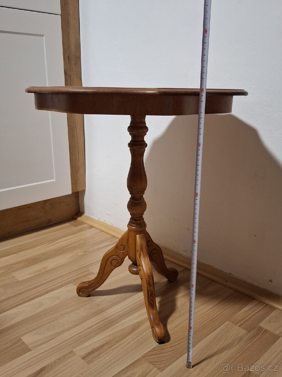 Stolek kulatý (intarzie) - 4