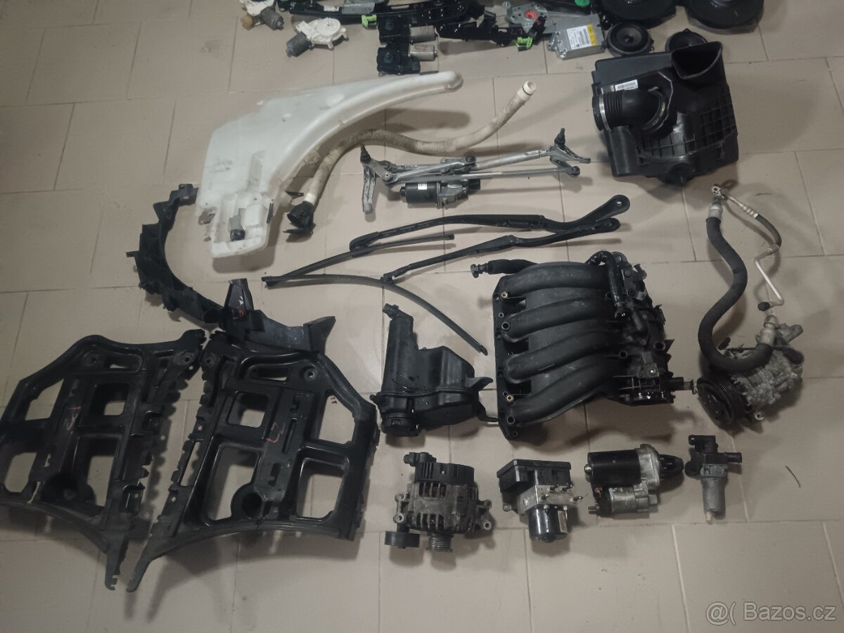 Náhradní díly BMW E90 318i 95kw e91 e92 e93 - 4